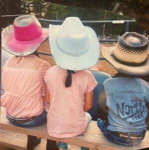 Meet your Posher, Jenny